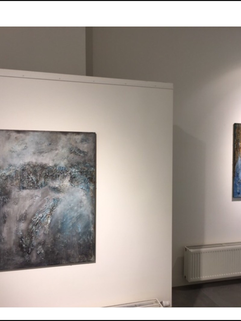 Interior design: Textured abstract painting in grey and blue